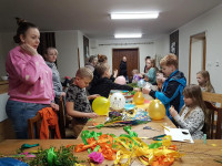 Warsztaty plastyczne w centrum charytatywnym [1.04.2023]
